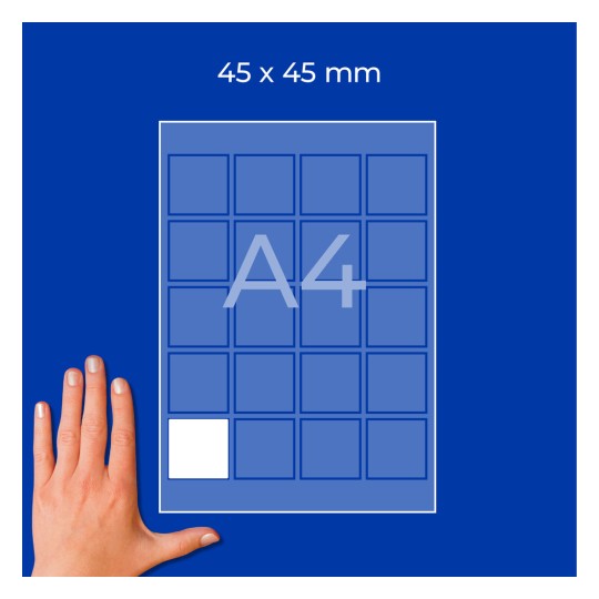 Mockup cu o mână lângă o coală A4, cu o grilă de 45×45 mm și un pătrat alb?