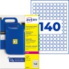 Pachet de etichete Avery pentru sarcini grele, cu imagine de bidon albastru și grilă de etichete „140”?